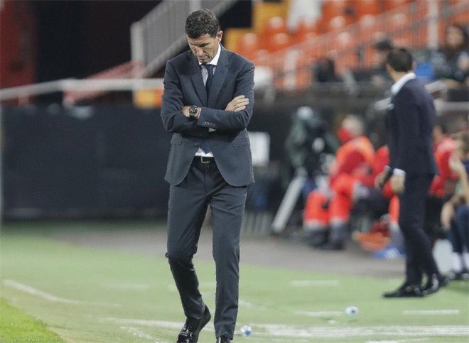 里程碑夜浙江稠州官宣签约，西甲赛后刷纪录，引发热议，细节决定成败