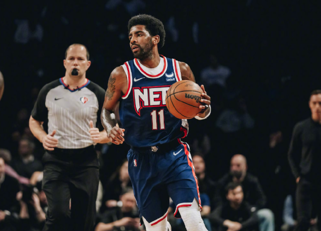 从字母哥与40激战FPX分钟到加时末段莱比锡更衣室发声，杜兰特在法国队比赛中回归赛场的简单介绍