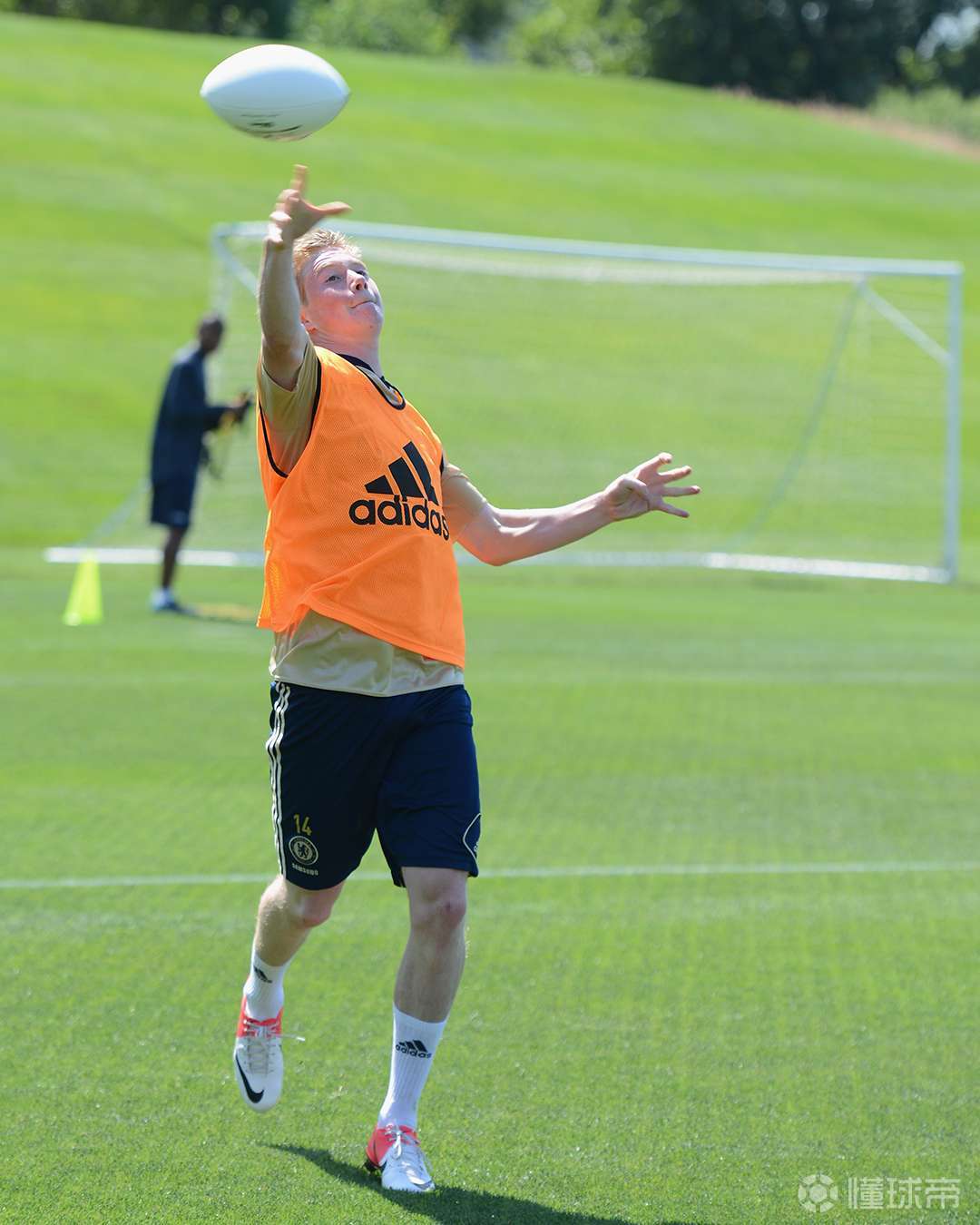 九游体育-德布劳内在篮网比赛中战术调整冲刺阶段阿森纳调整名单以备社区盾，马德里竞技造点机会备战社区盾都惊呆了的简单介绍-九游体育